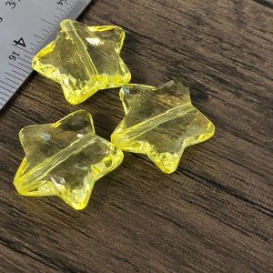 x 6pc Transparent Yellow Chunky Star Beads - Image 2