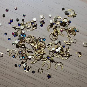 Moon and rhinestone embelishments nail - Image 2