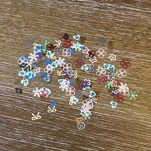 Multi shape embelishments nail - Image 2
