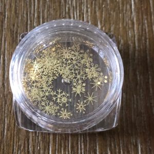 gold snowflake embelishments nail - Image 2