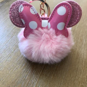 V Puffy Keychain Minnie Mouse pom pom