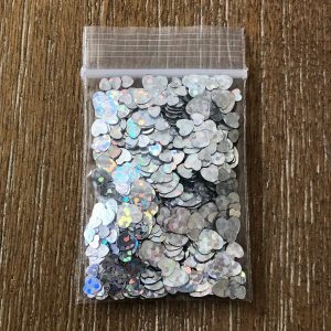220 Holographic heart confetti glitter 1tsp