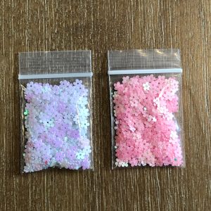 53# and 54# Pink and White flower glitter 1tsp (Pink 54)