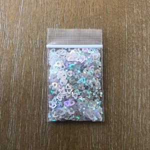 210# Holo Open Heart confetti glitter 1tsp