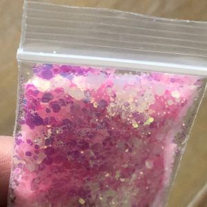 167# mix size hexagon iridescent light pink glitter 1tsp - Image 3