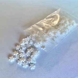 109# Clay Snowflake Slices 5g - Image 2