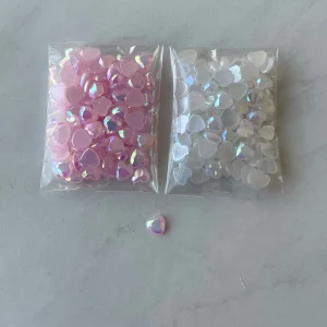 Pearl iridescent heart flatback 50 pcs (White)