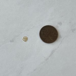 gold rose nail embellishment - Image 2