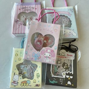 F 2020 sticker flakes (Pocha)