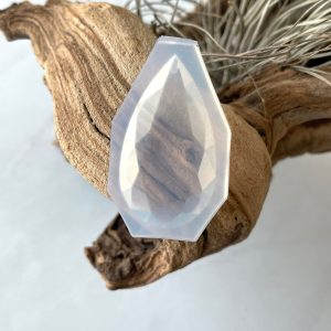 Single gem pendant silicone mold - Image 2