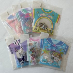 W1 2023 sticker flakes (Kuromi)
