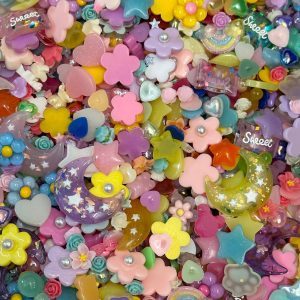 7# Grab bag of 3.5oz of mixed cabochon embellishment flatback charms (2oz) - Image 8