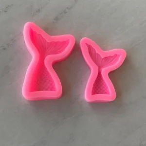 x Mermaid tail silicone mold small and large (Left - Large)