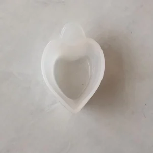 x Single cavity heart cup mold