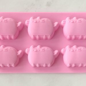 x 6 cavity cat mold