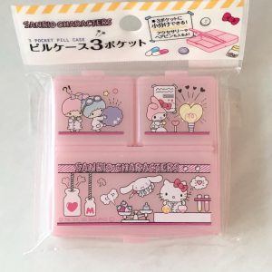 Q6 Sanrio 3 Pocket Pill Case