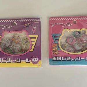 H18 Chiikawa diner 3d plastic sticker (right - purple)